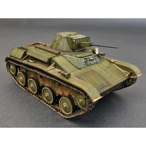 Сборная модель MiniArt Советский легкий танк Т-60, поздний, горьковского автомобильного завода с интерьером (MA35232) фото 11