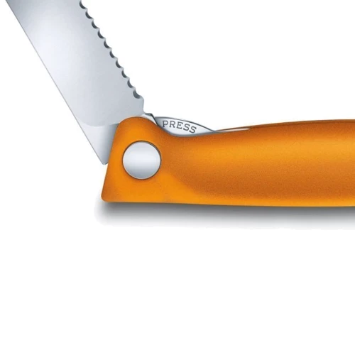 Нож Victorinox SwissClassic Foldable Paring 11 см (6.7836.F9B): Особенности Эргономичность