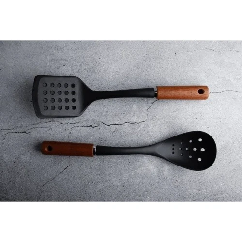 Лопатка Gusto GT-5803 Горіх з отворами нейлон (118604)