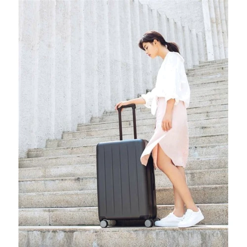 Чемодан RunMi Xiaomi Ninetygo 1A Suitcase 26 черный (6971732583533): Цвет черный