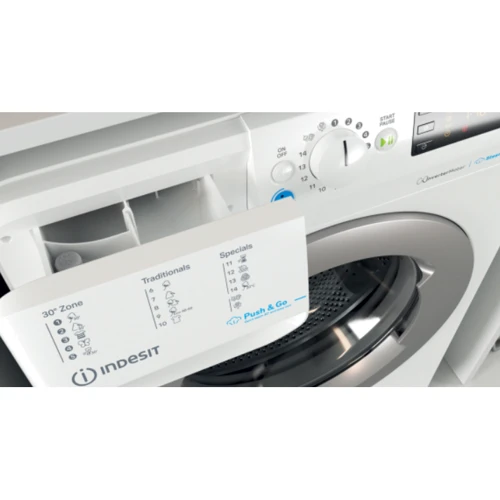 Стиральная машина Indesit BWSE 71295X WSV EU: Тип машины Автомат