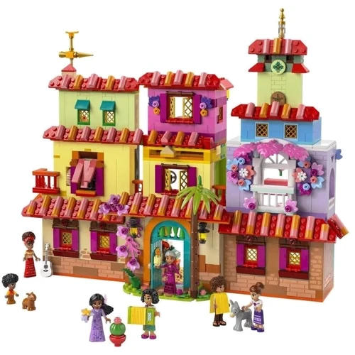 Конструктор LEGO Disney Чарівний дім Мадрігал 1560 деталей (43245): Серія Disney