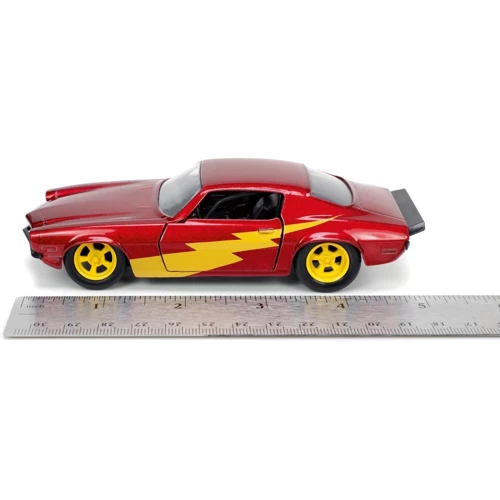 Машина металлическая Jada Комиксы DC, Chevrolet Camaro (1973) c фигуркой Флеша, масштаб 1:32 (253253003): Масштаб 1:32