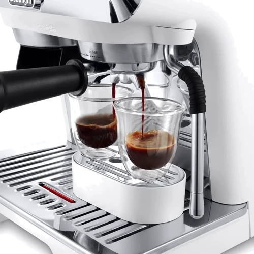 Кофеварка DeLonghi EC 9155 W: Тип рожковая кофеварка эспрессо