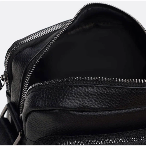 Чоловіча сумка через плече чорна Keizer (k14014-black): Фактура Матовая, Гладкая