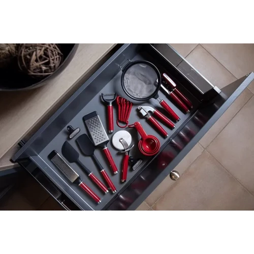 Овощечистка горизонтальная KitchenAid Coreline 18.8 см красный (KAG145OHERE)