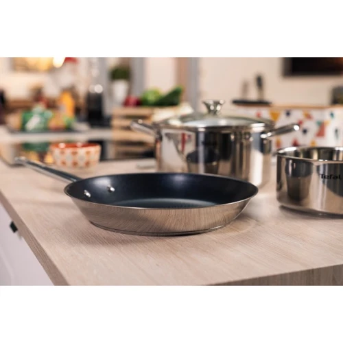 Сковорода Tefal Cook Eat 24 см (B9220404): Материал ручки Нержавеющая сталь