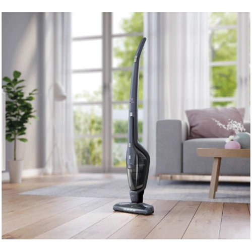 Пылесос Electrolux EER75STM: Емкость пылесборника 0.5 л