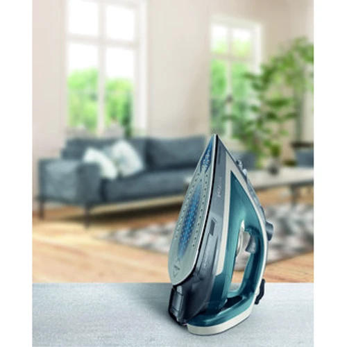 Утюг Tefal Ultragliss Plus FV6842: Цвет зеленый / серый