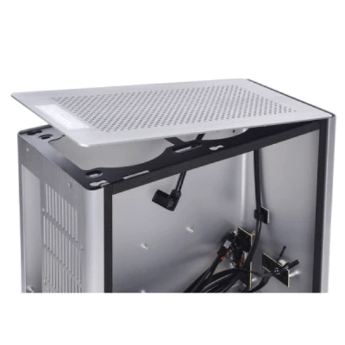Корпус QUBE V9 Silver Patriot_V9_Patron (QBV9M_WSNU3PP): Потужність БЖ, Вт 600