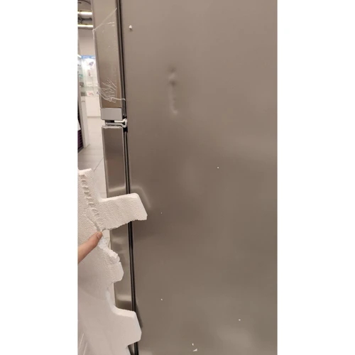 Whirlpool W5 911E OX (Холодильники)(79012297)Stylus approved: Причина уценки Вмятина по правому краю ближе к центру, с левой стороны ближе к верху царапины (боковые стороны)