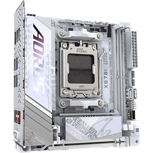 GIGABYTE X870I AORUS PRO ICE UA: Разъемы на плате SATA 3.0, USB Type-C, USB 3.2 Gen 1, USB 2.0, M.2