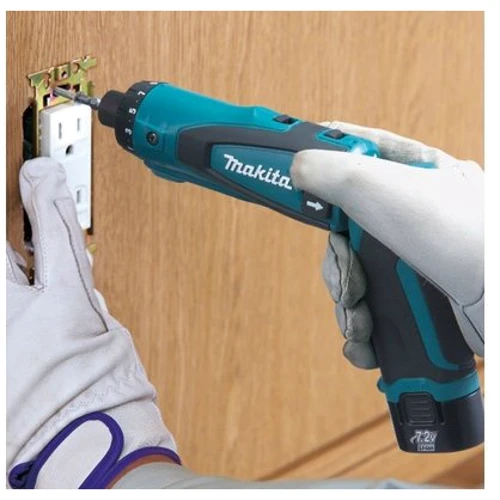 Шуруповерт акумуляторний Makita DF010DSE: Кількість швидкостей роботи 2