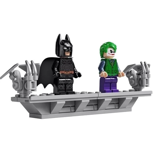 Конструктор LEGO DC Batman Бетмобіль Тумблер (76240): Кількість деталей, шт. 2049