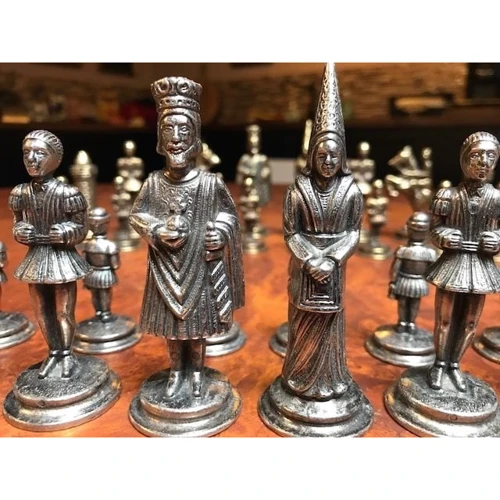 Шахматы Камелот, Эпоха возрождения ITALFAMA золото/бордо, 28x28 см, вес 3,5 кг (1972218GR): Производитель Italfama