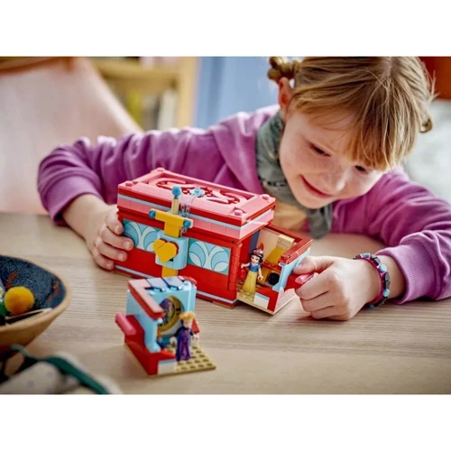 Конструктор LEGO Disney Princess Шкатулка для украшений Белоснежки 358 деталей (43276) фото 8