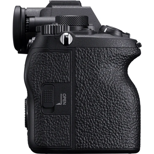 Sony Alpha A7 IV kit (28-70mm) OSS (ILCE7M4KB.CEC): Максимальный размер кадра 7008x4672
