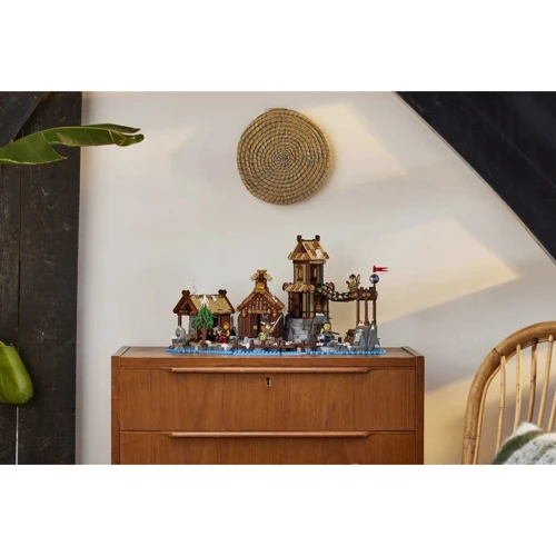 Блочный конструктор LEGO Ideas Деревня викингов (21343)