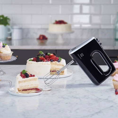 Миксер Electrolux EHM3310: Материал корпуса Пластик