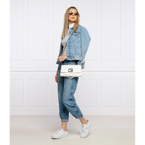 Женская сумка-сэтчел Guess Brightside Shoulder Bag белая (HWQW7580190-WHI): Фактура Стеганая, Матовая, Гладкая