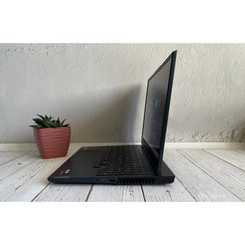 Lenovo Legion 5 15ACH6H (82JU002QMX) Approved Витринный образец фото 11