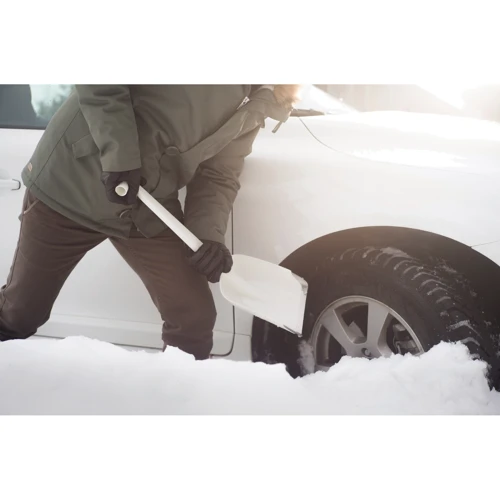 Лопата снегоуборочная Fiskars SnowXpert 143072 (1019347): Тип лопаты