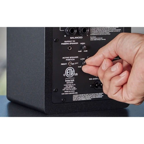 Студійні монітори M Audio BX4 Pair: Тип твітера Купольный