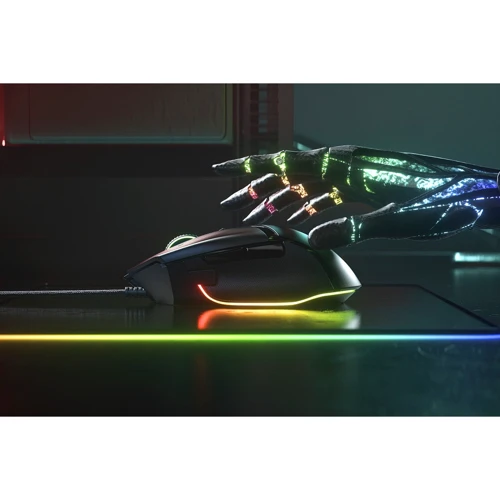 Мышь Razer Mouse Basilisk V3 35K USB (RZ01-05230100-R3M1): Вес 101 г