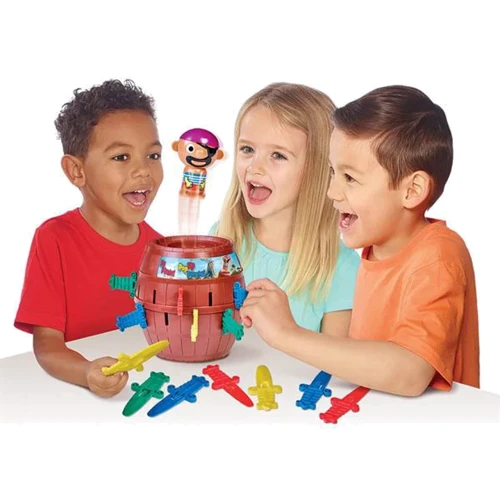 Настільна гра Tomy Games Пірат у бочці (T7028): Вид развлекательные