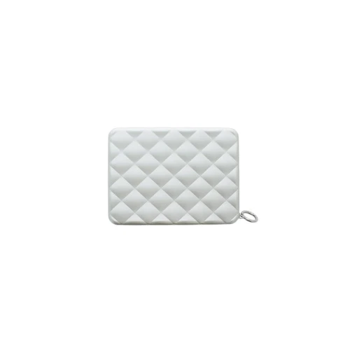 Жіночий гаманець Ogon Designs Quilted passport сріблястий (QP_Silver): Формат гаманця Горизонтальный
