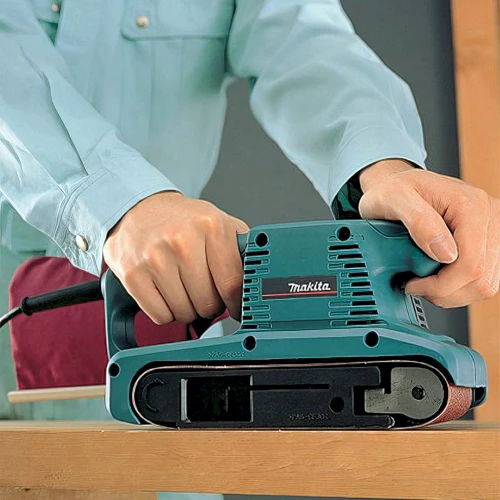Шлифмашина ленточная Makita 9910: Тип машины ленточная