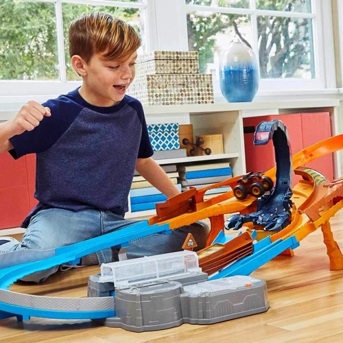 Ігровий набір Hot Wheels Жало Скорпіона серії Monster Trucks GNB05: Виробник Hot Wheels