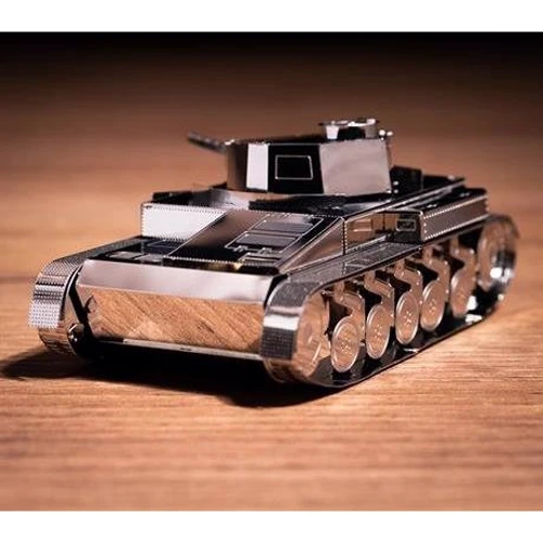 Коллекционная модель-конструктор Metal Time Pz.Kpfw. II танк (MT060): Количество деталей, шт. 42