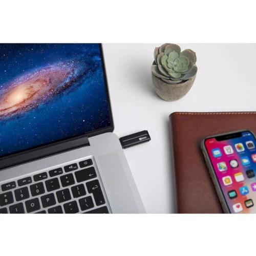USB-флешка Verbatim 16GB MyMedia USB 2.0 Black (69261): Объем памяти 16 GB