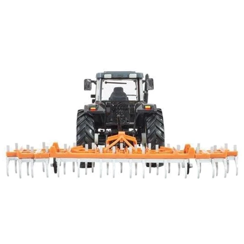 Трактор Britains Massey Ferguson 6290 с культиватором 1:32 (43335)