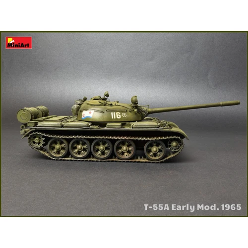 Збірна модель MiniArt Радянський середній танк Т-55А зразка 1965 р ранній (MA37057) фото 8