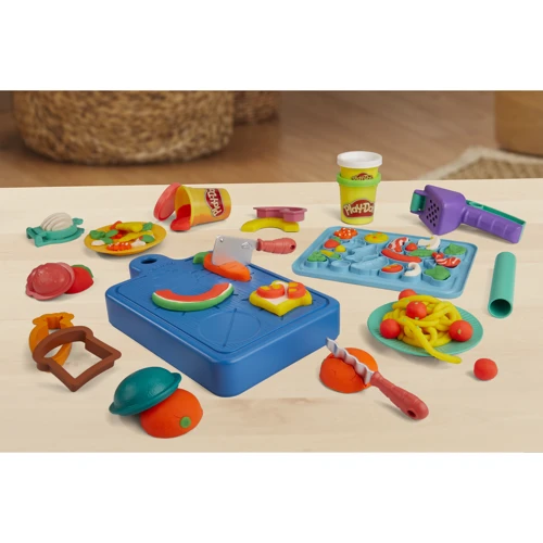 Ігровий набір Hasbro Play-Doh Маленький кухар (F6904): Вік от 3-х лет