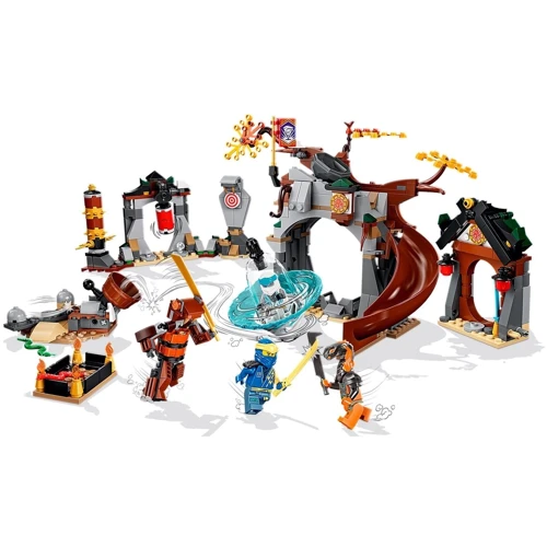 Конструктор LEGO Ninjago Тренувальний центр ніндзя 524 деталі (71764): Серія NINJAGO