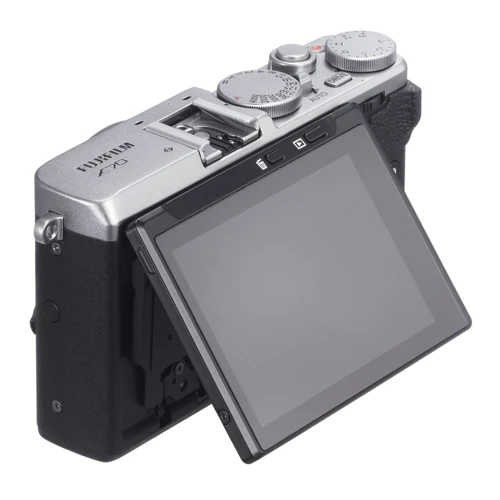 Fujifilm FinePix X70 Silver: Количество эффективных мегапикселей 16,3