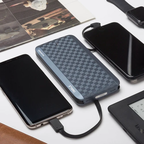Внешний аккумулятор iWALK Power Bank Scorpion 12000mAh Lightning/microUSB/USB-C Blue (UBT12000X): Встроенный кабель Apple Lightning / microUSB