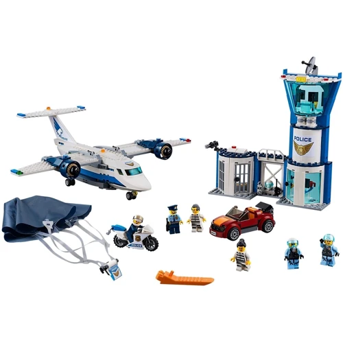 Конструктор LEGO City Воздушная полиция: авиабаза (60210): Количество деталей, шт. 529