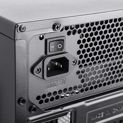 Корпус LogicPower 6109-400W (LP16139): Материал передней панели пластик