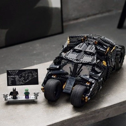 Конструктор LEGO DC Batman Бетмобіль Тумблер (76240) фото 10