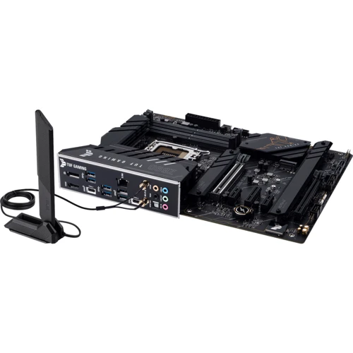 ASUS TUF GAMING Z690-PLUS WIFI D4: Разъемы на задней панели USB 3.2 Gen 2, USB 3.2 Gen 1, HDMI, DisplayPort, Ethernet RJ-45, USB Type-C