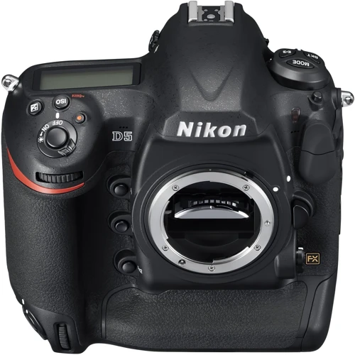 Nikon D5-b body XQD (VBA460AE) UA: Поддержка карт памяти XQD, две карты памяти