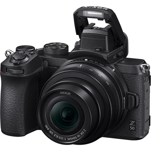 Nikon Z50 kit (16-50mm) VR (VOA050K001): LCD-экран 3" (сенсорный)