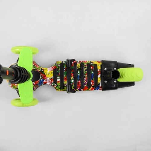 Самокат Best Scooter із захисним бампером зелений (S 1453): Конструкція рами цельная