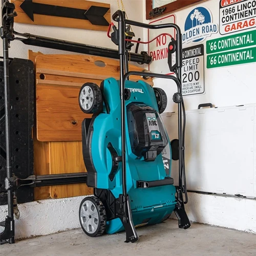 Газонокосилка Makita DLM538CT2 аккумуляторная: Материал корпуса Сталь