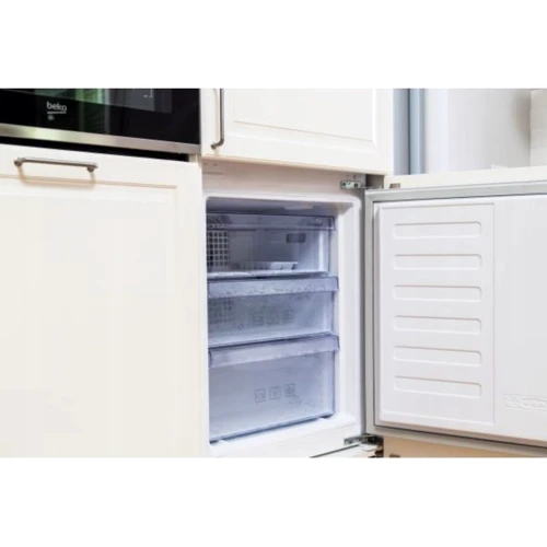Встраиваемый холодильник Beko BCNA275E4ZSN: Количество компрессоров 1