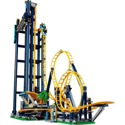 Конструктор LEGO Creator Expert Loop Coaster Петля каботажное судно (10303): Количество деталей, шт. 3756